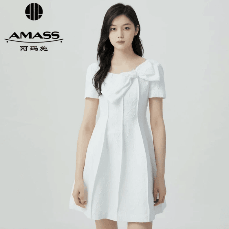 【阿玛施AMASS】夏季设计款甜美泡泡袖连衣裙5500490