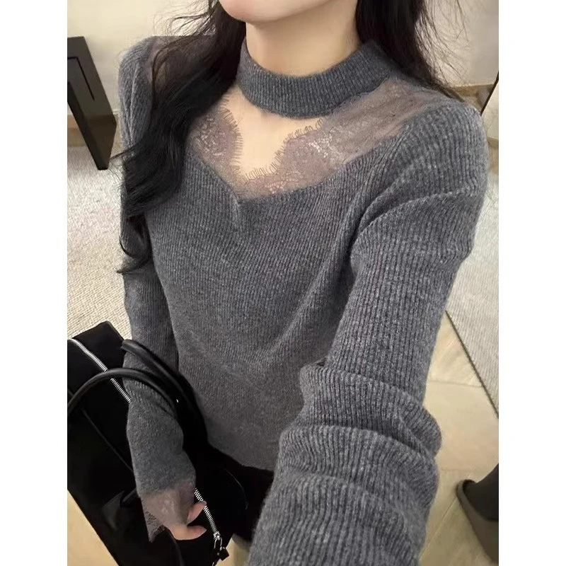 德丽妮春秋季轻奢高级感蕾丝挂脖针织女装打底衫内搭纯欲舒适毛衣