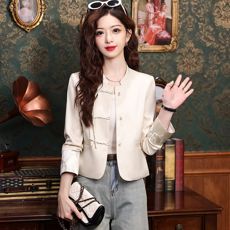 国风新中式杏色外套女短款2025新款春款小西装女2025新款爆款洋气