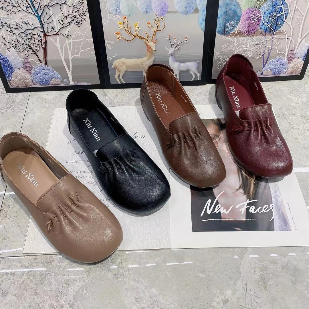 813妈妈鞋手工缝包平跟软底豆豆鞋2023春款新款中老年单鞋