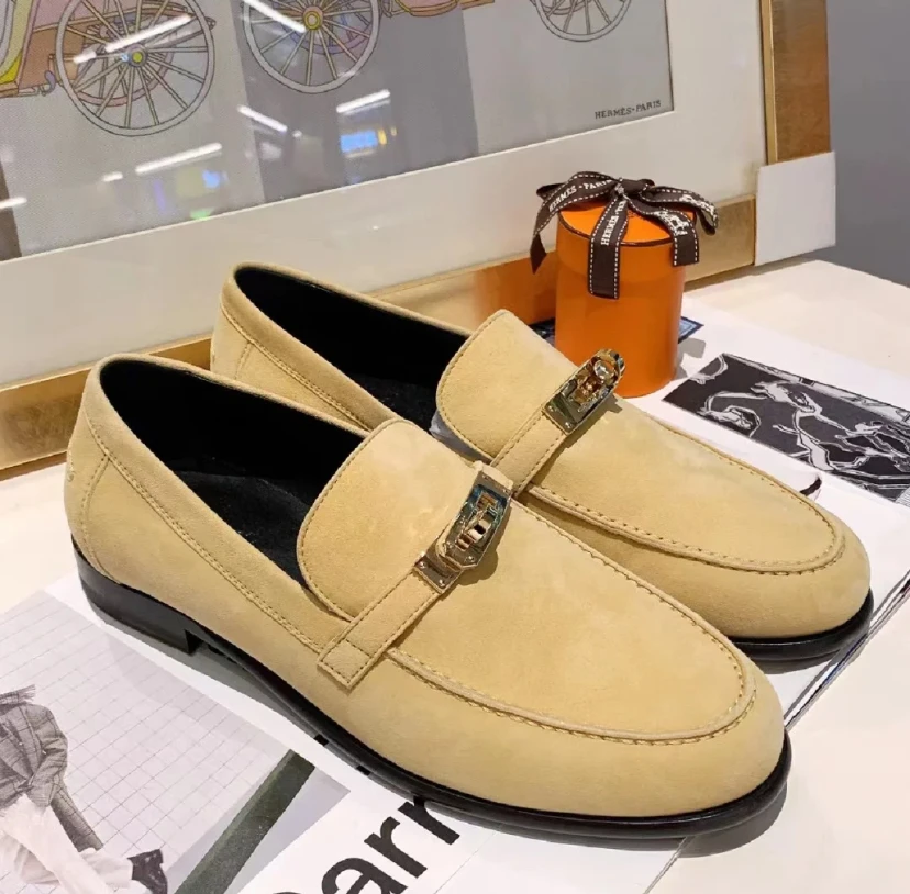 全新未使用 Hermes/爱马仕 Destin鬃毛米色kelly扣乐福鞋39码