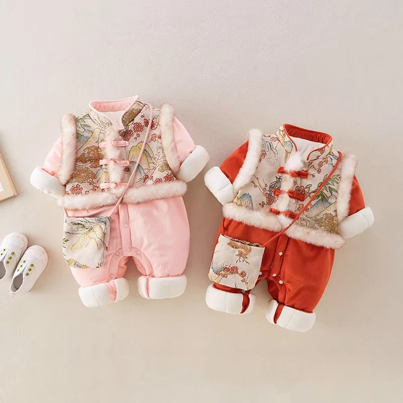 婴儿冬季中国风连体衣女宝宝可爱公主满月周岁汉服加绒加厚外出服