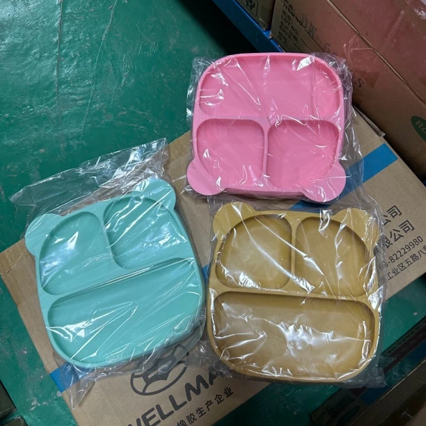 微瑕 硅胶熊猫餐盘底部带吸盘
