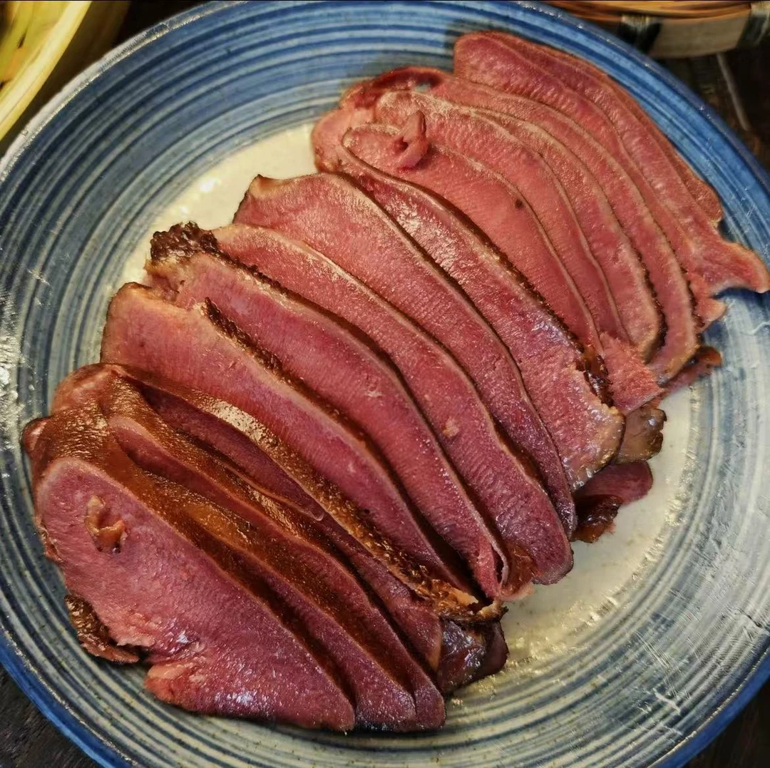 (五号)正宗重庆巫溪农家粮食猪莲花,腊猪舌头,纯舌尖。腊肉