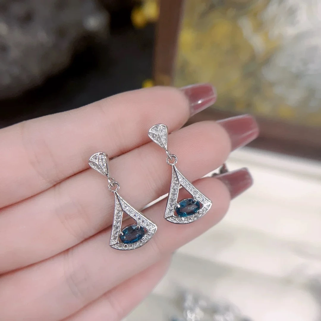 托帕石裙摆耳钉S925银镶设计（多样性发一件）DZ-1190