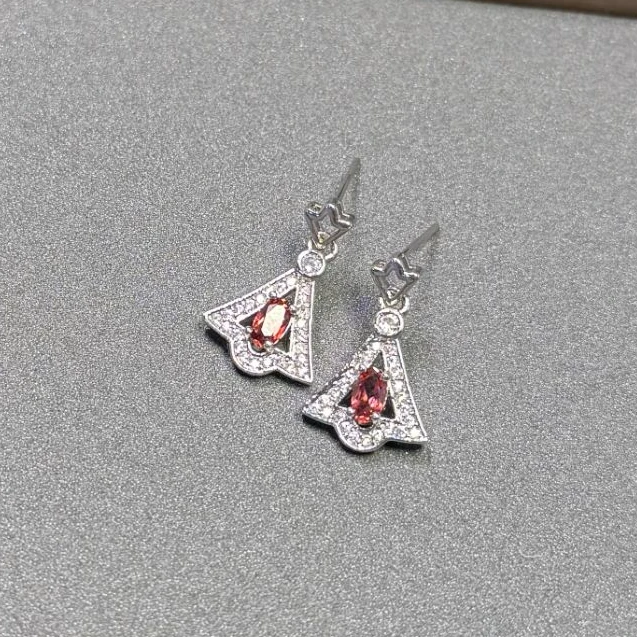 石榴石扇形耳坠（多样性发一件）DZ-1192