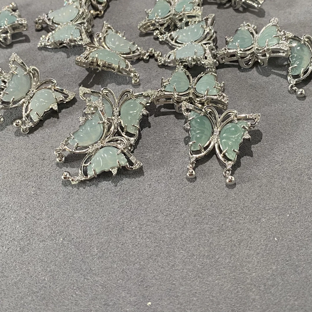 冰透翡翠蝴蝶吊坠（多样性发一件）DZ-1170