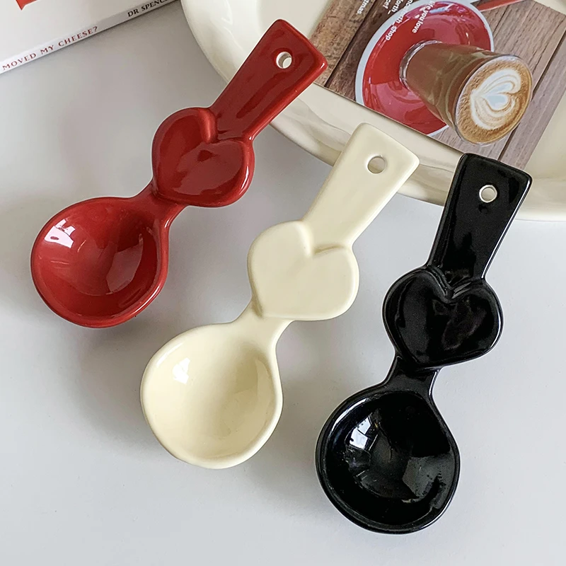 新款ins风可爱家用创意爱心陶瓷汤勺咖啡勺甜品勺喝汤用调羹小勺