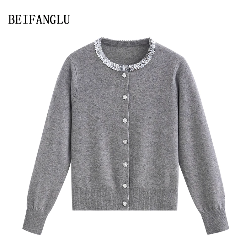 北方鹿【重工珠片】早秋新品气质花朵扣圆领长袖羊毛开衫5299