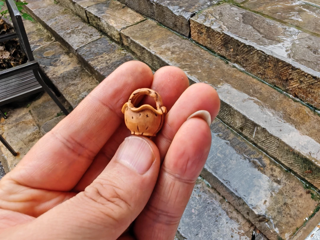 非金属木质手链 终南山野脑纹桃核手工雕刻小篮子小框框手链