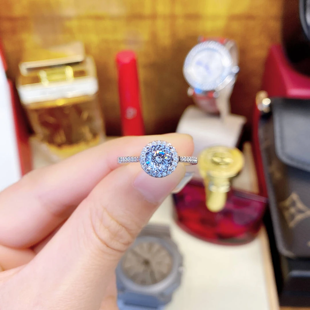 925银合成锆石戒指 1MIL定制款豪华公主圆包DYJ167