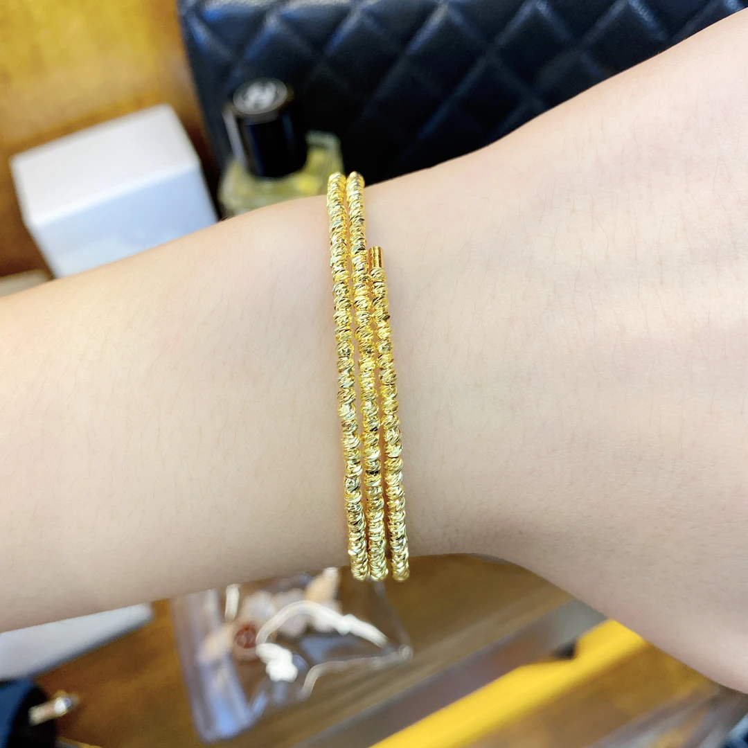 吊坠925银合成锆石 黑标K三圈弹簧蹦迪珠手镯dois12