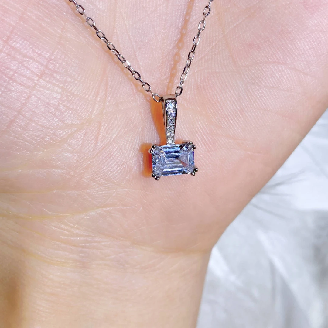 吊坠925银合成锆石 定制厚镀1MIL极光白小方糖气质简约项链