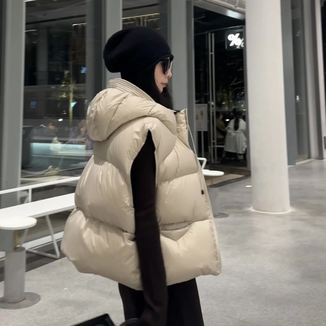 鹅绒高阶品质轻柔泡芙蓬松连帽羽绒服女短款爆款2024新款正品马甲