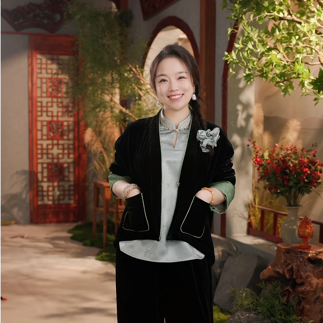 【荷芝】桑蚕丝丝绒6A纯100桑蚕丝新中式国风女装秋冬前短后长外套