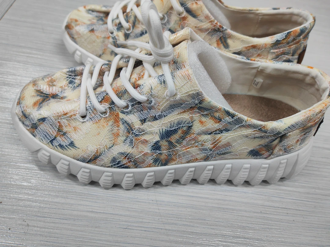 步源轩北京布鞋，冷粘底，超轻防滑透气舒适，不变形不开胶，标准尺码