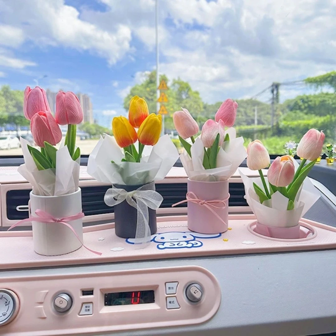 汽车摆件2024新款车载车上中控台摆饰郁金香花束网红车内装饰用品
