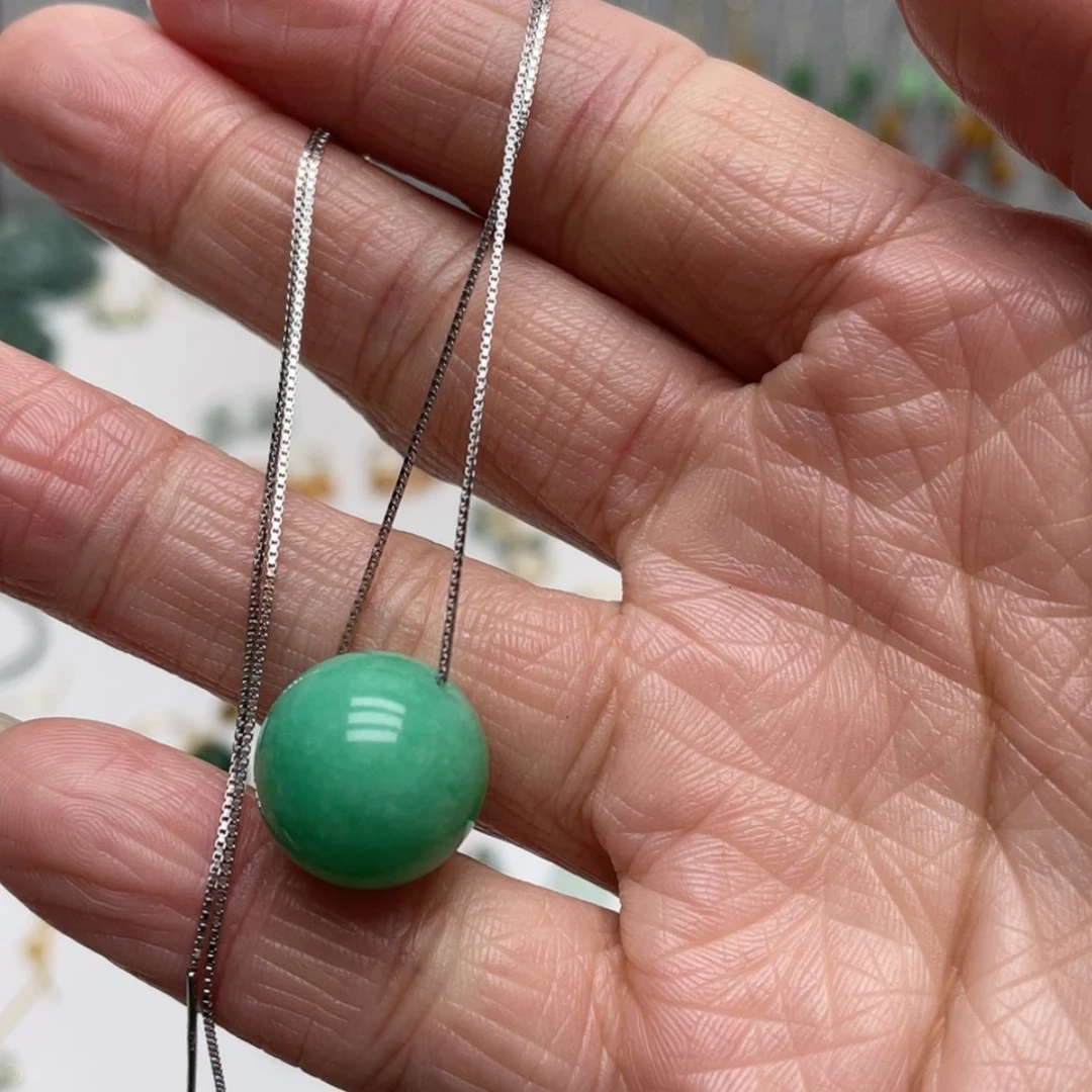 【闪购商品】翡翠颈饰未镶嵌小*子