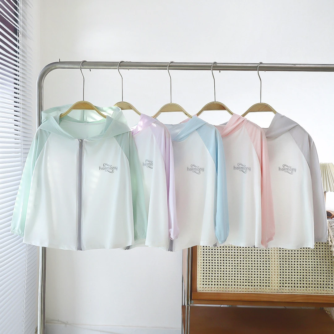 夏季儿童连帽防晒衣轻薄柔软冰丝舒适中大童清新户外服透气薄款