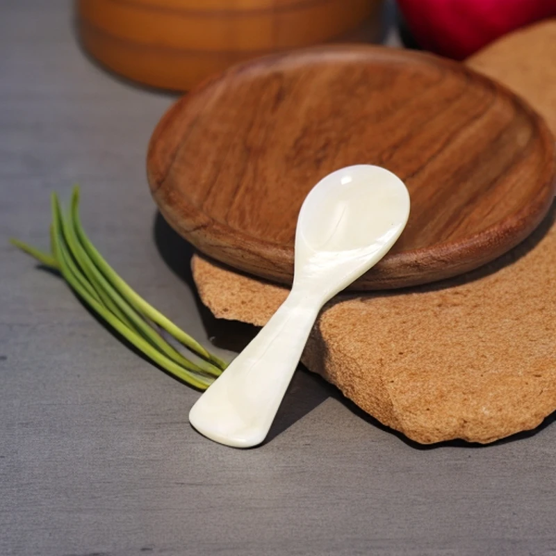 勺子日式天然贝壳咖啡勺子陶瓷小勺子白色咖色居家实用物品家用
