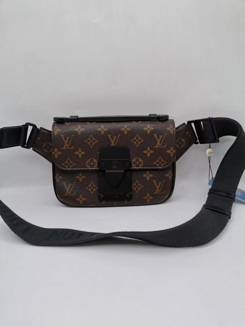 99新 LouisVuitton/路易威登 17601 98新LV棕老花Slock邮差包包腰