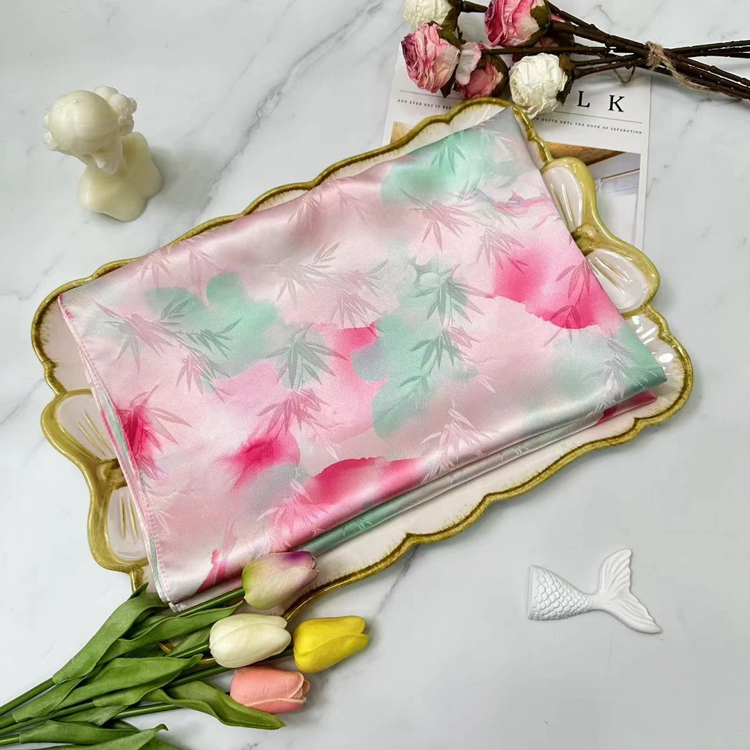 【绿肥红瘦】   桑蚕丝真丝  提花花萝 40姆米料子宽70cm*长180cm