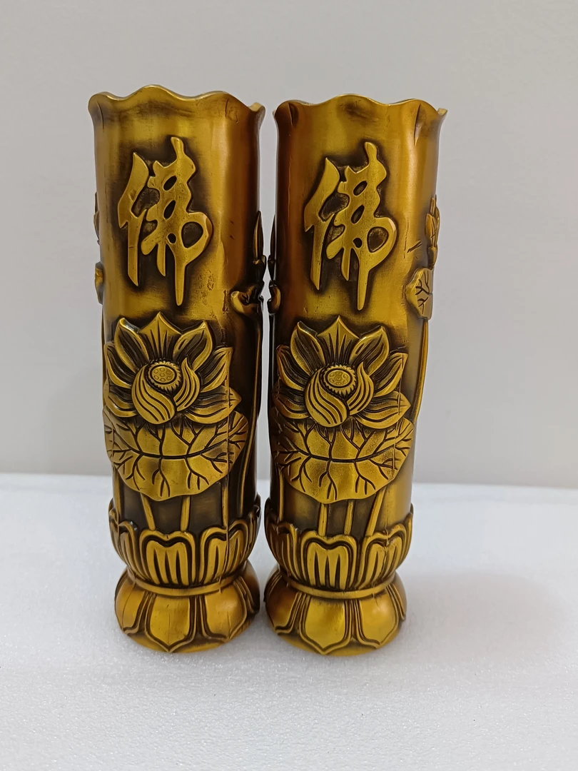 铜鎏金莲花佛字香筒