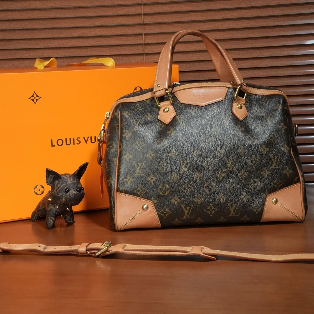 95新 LouisVuitton/路易威登 机场包斜跨单肩包/62195