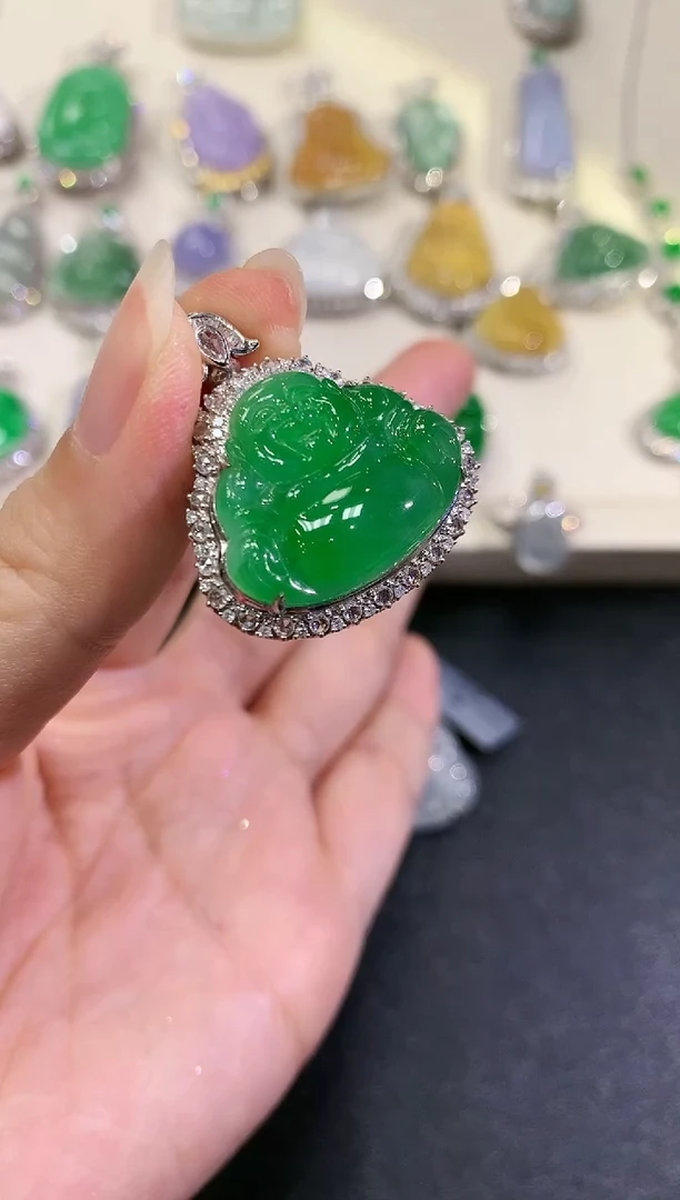 【闪购商品】翡翠吊坠(不含链)18K金镶嵌B93