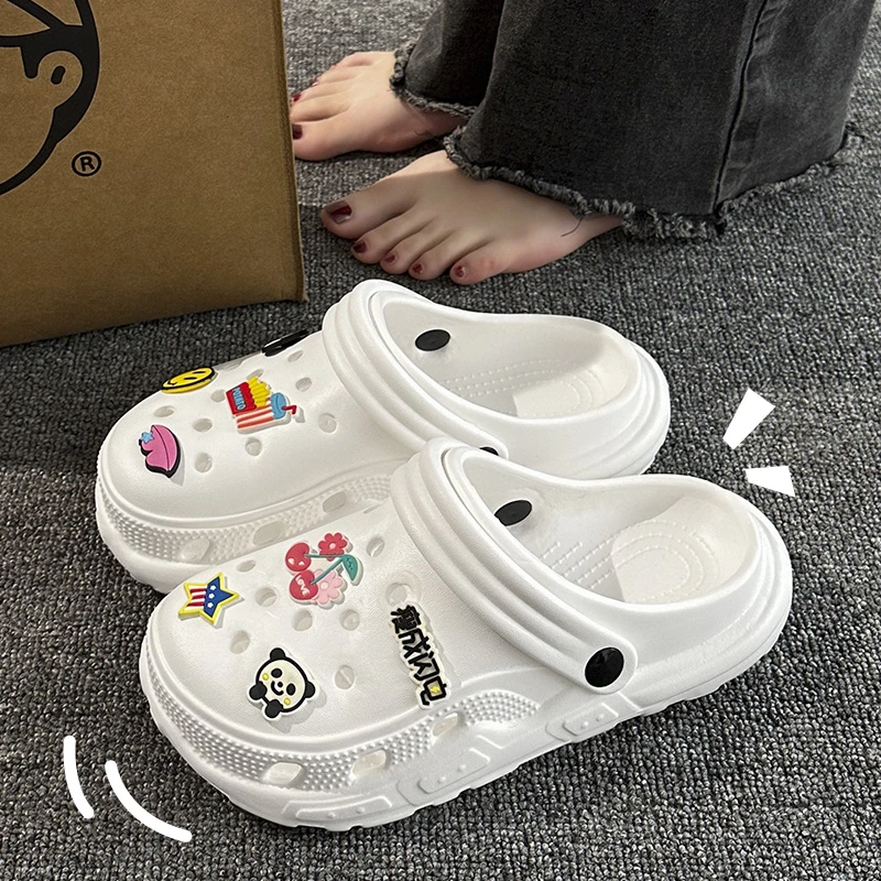 2025爆款时尚高端洞洞鞋可爱卡通厚底拖鞋eva材质防滑网红拖鞋