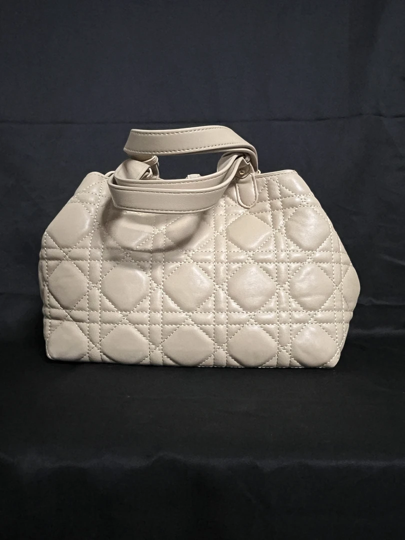 LQ-WITH-QUEEN真皮女包5格手提奶茶色