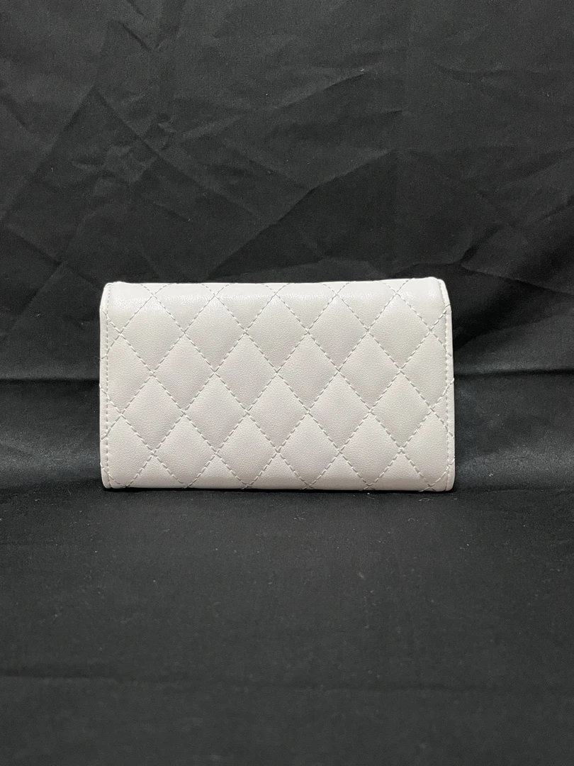 LQ-WITH-QUEEN真皮女包小钱包白色17.5cm