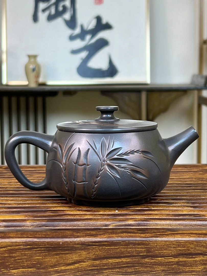 建水紫陶茶壶-纯手工-雕刻竹纹子瓦壶--宽口-纯天然泥料-200ml