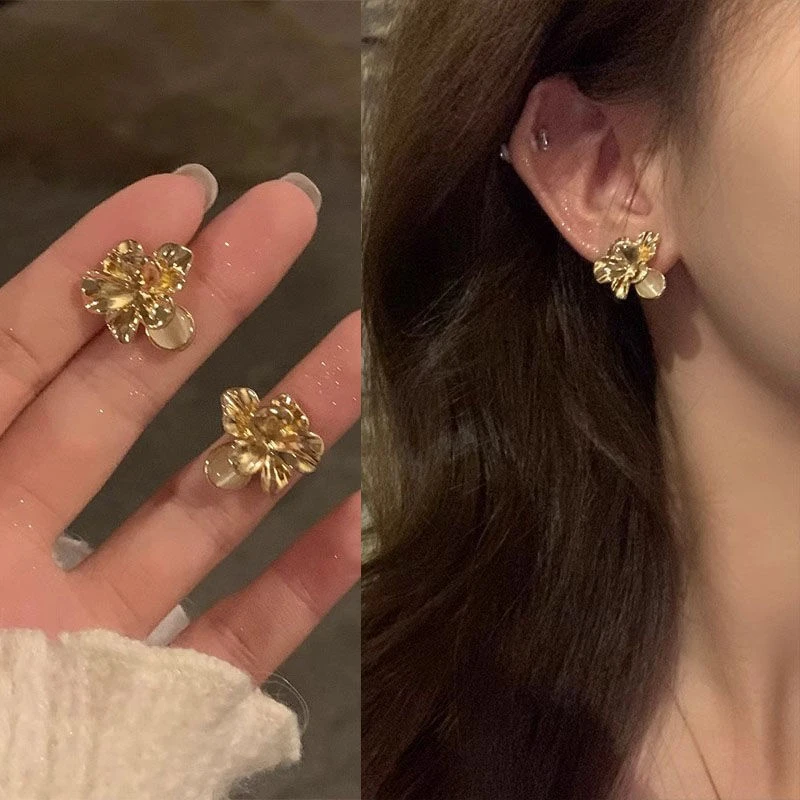 法式复古金属立体花朵耳环女轻奢高级感小众设计耳钉耳饰