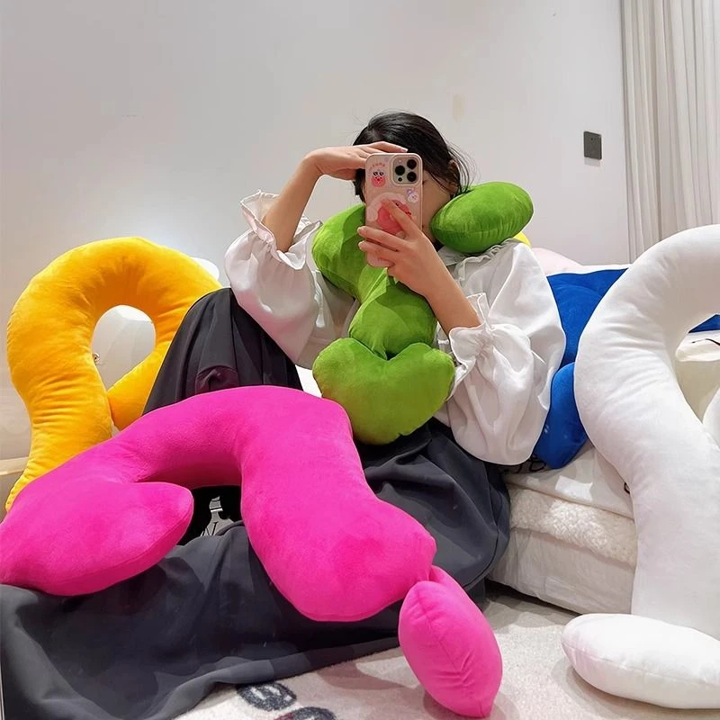 多巴胺问号抱枕卧室沙发爱心尾巴抱枕汽车摆件抱枕