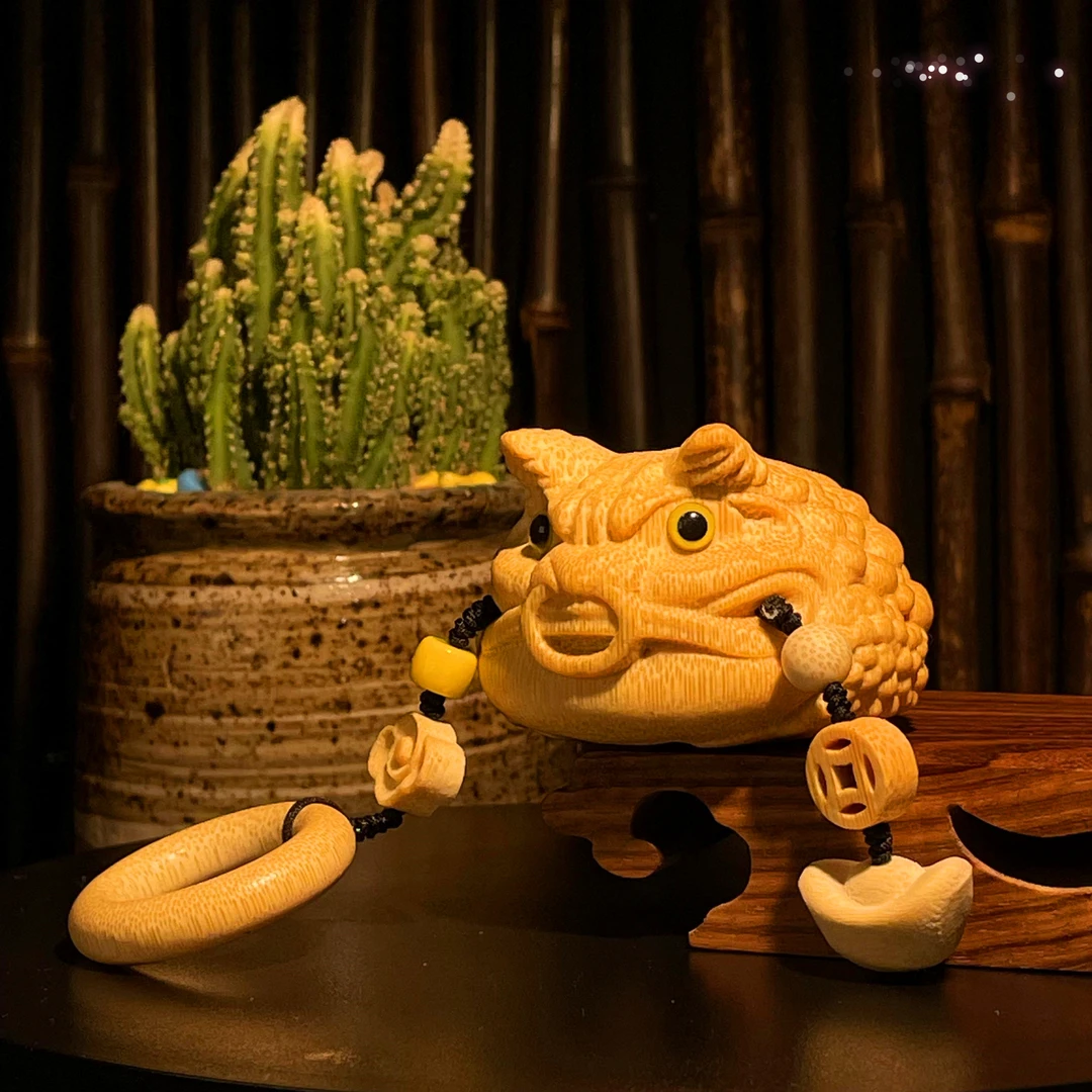 【珍竹阁】牛魔王蟾扭转乾坤 直径5.0左右竹雕刻送大油手套刷子