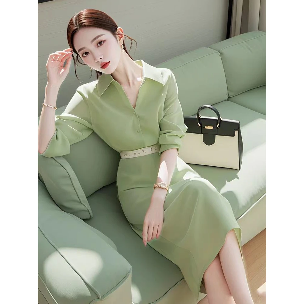 初秋新款时尚高端精致超好看绝美小众设计高级感法式绿色连衣裙子