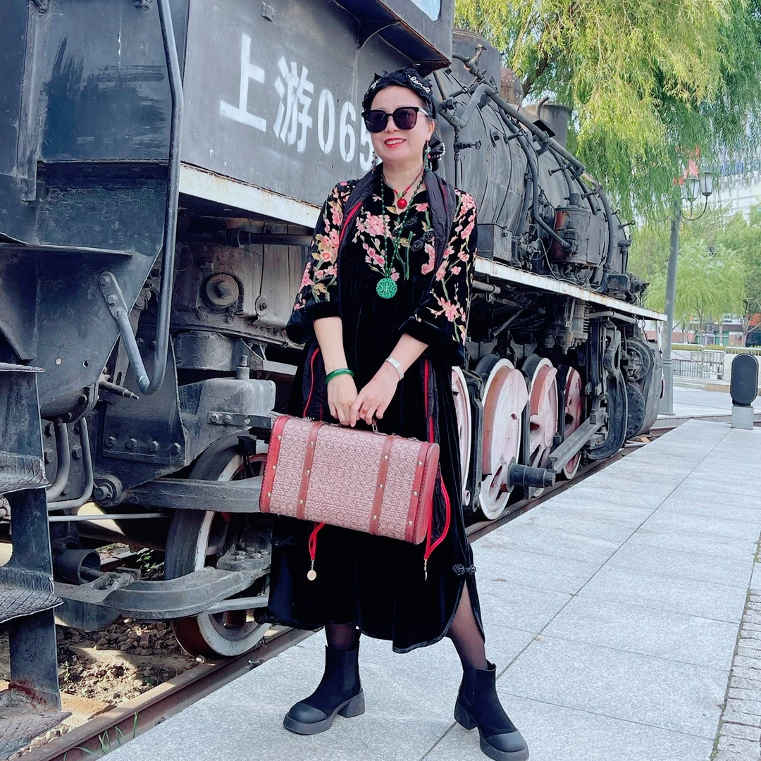 彩蝶01286高级丝绒提花女士盘扣旗袍连衣裙