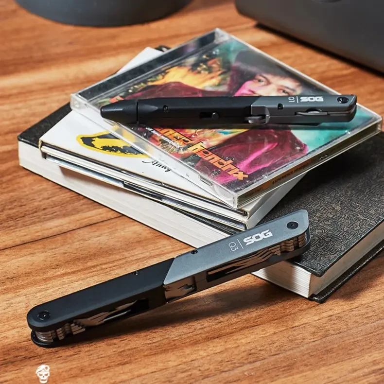 SOG索格Q1/Q2/Q3/Q4多功能工具钳战术笔形折叠剪刀具求生应急装备