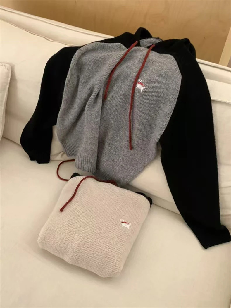 「大昕·刺绣狗」连帽套头针织毛衣