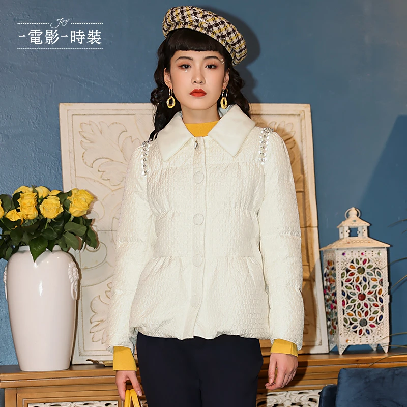 一电影一时装冬季翻领白色a摆娃娃衫式短款羽绒服通勤 FCBI146654