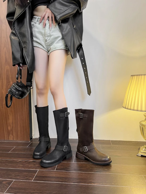 时尚法式中跟粗跟马丁靴女秋冬皮带扣长靴9213-2