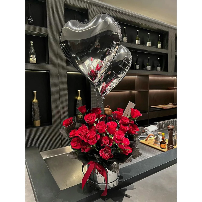 真花束红玫瑰抱抱桶鲜花速递同城花店订购配送女生闺蜜生日礼物花