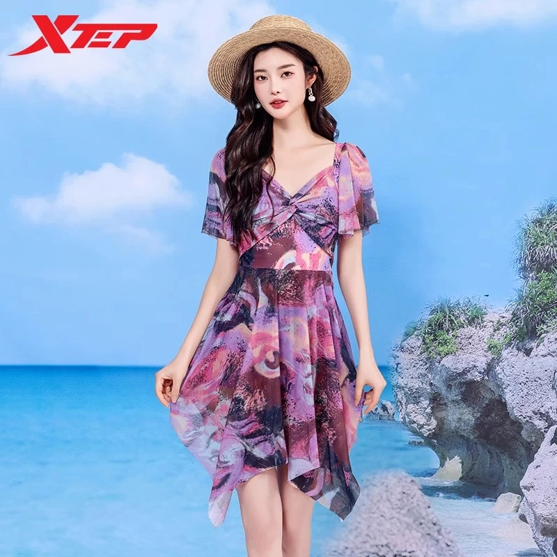特步游泳衣女2025新款网红款遮肉显瘦连体专业漂亮高端款度假泳装