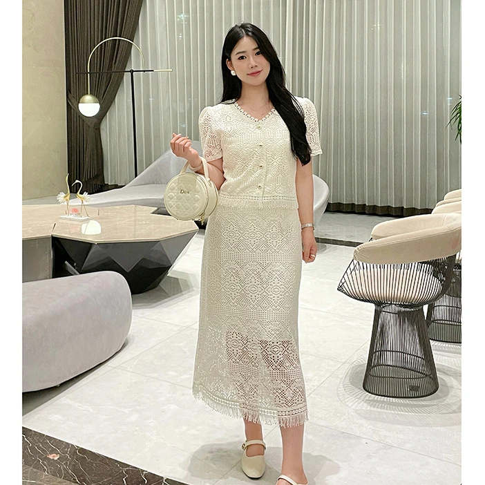 【宝藏】大码高级感小香风拼接流苏短袖上衣+半身裙两件套