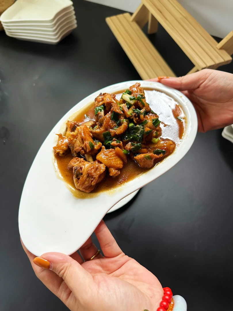 餐厅盘子创意不规则凉菜盘商用陶瓷餐盘白色菜盘酒店饭店专用餐具