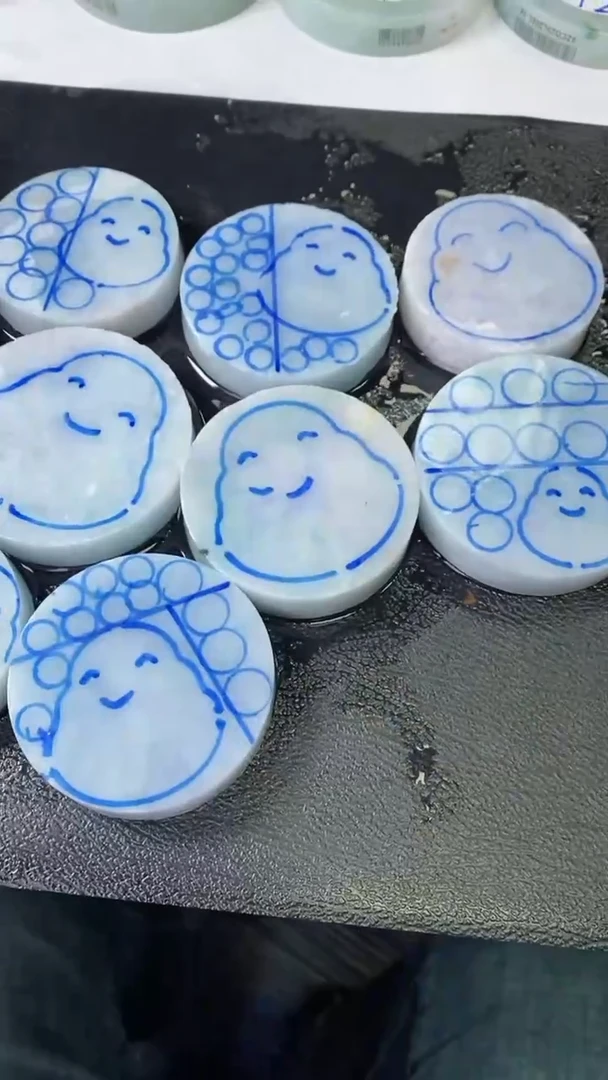 【闪购商品】翡翠镯芯未镶嵌多样性发货