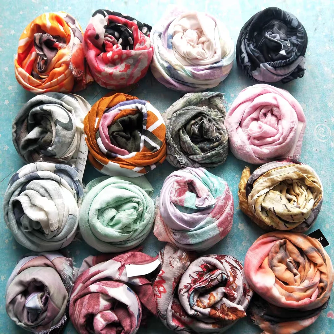 印花扎染丝巾围巾围脖装饰披肩女士【颜色随机发】百搭