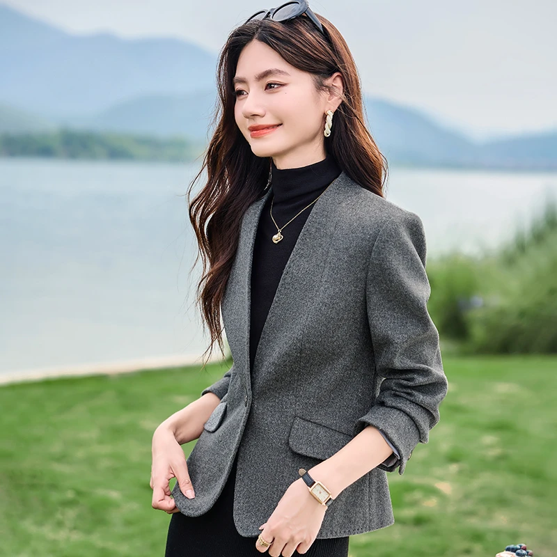 毛呢西装外套女厚款时尚气质小个子西服修身显瘦职业上衣