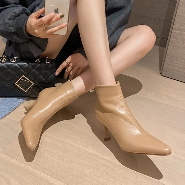 巨软羊皮瘦廋靴2025秋冬真皮短筒女靴细高跟时装靴时尚百搭女短靴